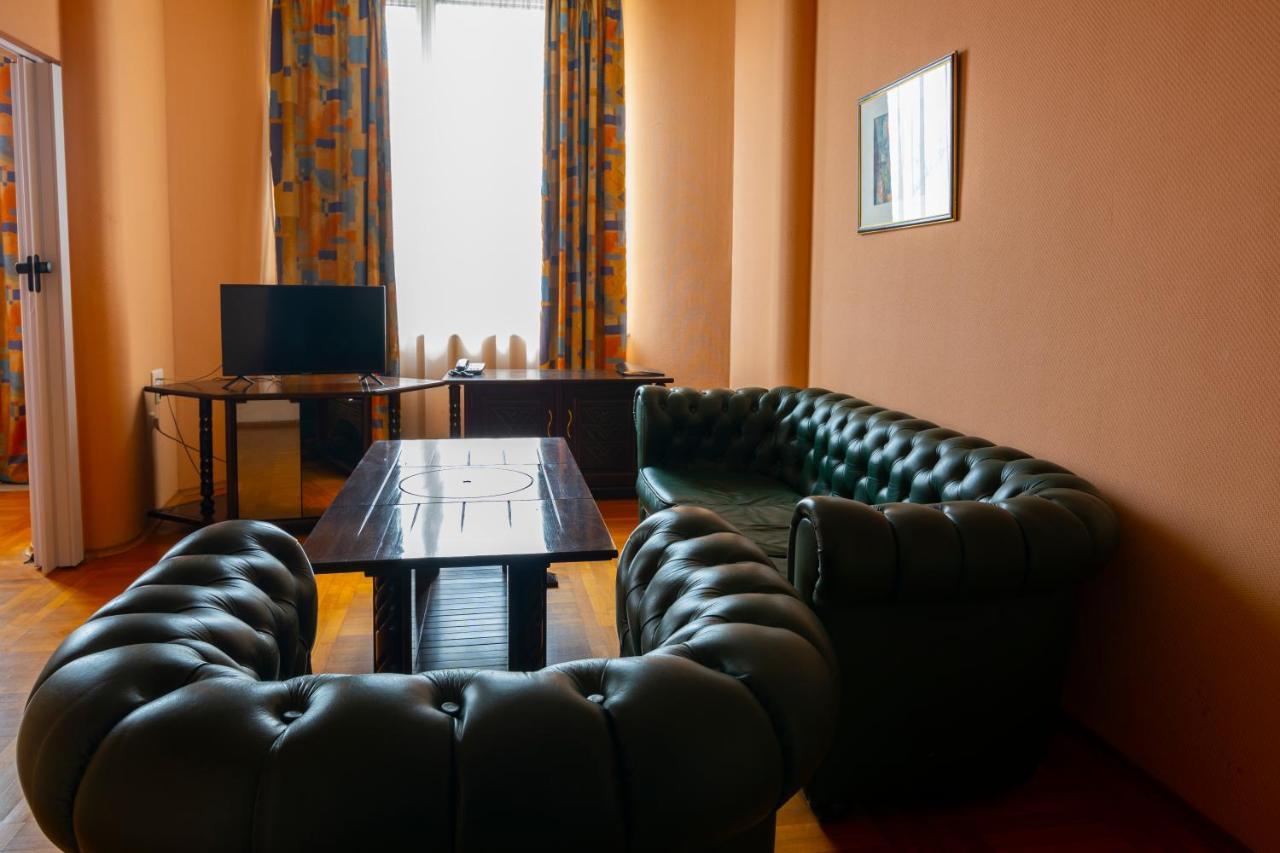 Hotel Slaviani Димитровград Экстерьер фото