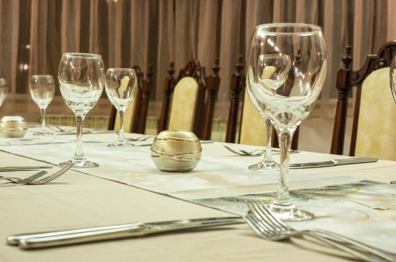 Hotel Slaviani Димитровград Экстерьер фото